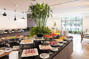 ibis Bangkok Riverside