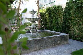 Golden Sea Pattaya Hotel