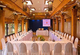 Sunset Village Beach Resort