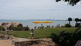 Sunset Village Beach Resort