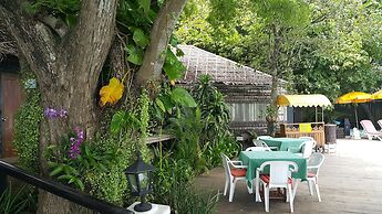 Sunset Village Beach Resort