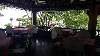 Sunset Village Beach Resort