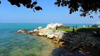 Sunset Village Beach Resort