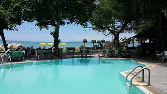 Sunset Village Beach Resort