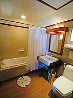 Sunset Village Beach Resort