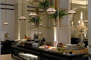 Java Paragon Hotel and Residences