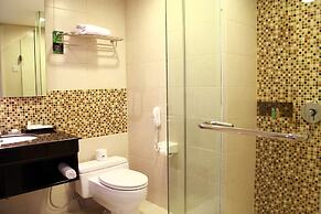 Java Paragon Hotel and Residences