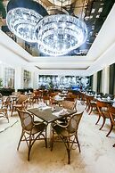 Java Paragon Hotel and Residences