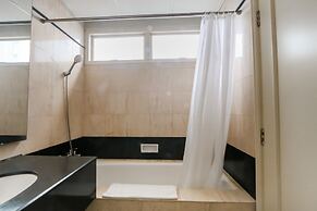 Java Paragon Hotel and Residences