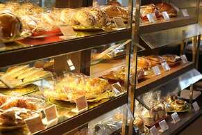 Java Paragon Hotel and Residences