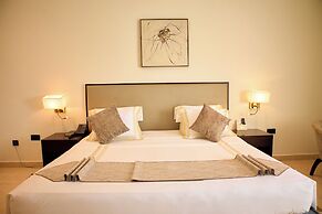 Crystal Palm Hotel