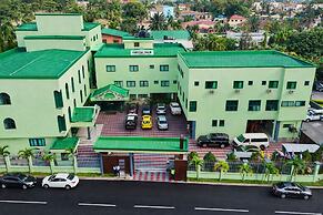 Crystal Palm Hotel