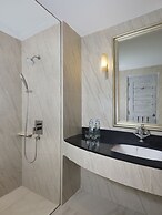 Aonang Villa Resort Beachfront