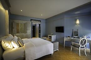 Aonang Villa Resort Beachfront