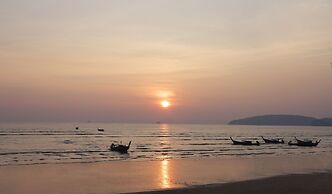 Aonang Villa Resort Beachfront