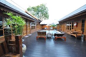 Basaya Beach Hotel & Resort