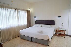 Basaya Beach Hotel & Resort