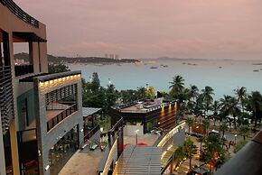 Basaya Beach Hotel & Resort