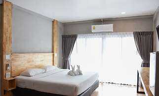 Basaya Beach Hotel & Resort