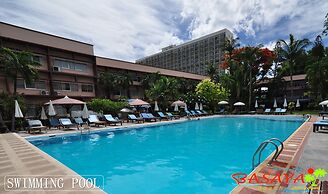 Basaya Beach Hotel & Resort