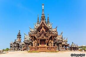 Basaya Beach Hotel & Resort