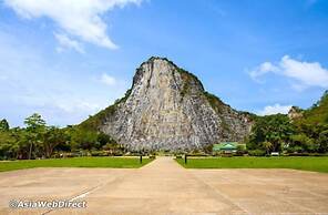 Basaya Beach Hotel & Resort