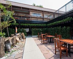 Basaya Beach Hotel & Resort