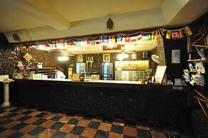 Basaya Beach Hotel & Resort