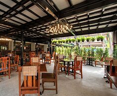 Basaya Beach Hotel & Resort