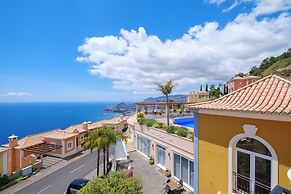 Palheiro Village