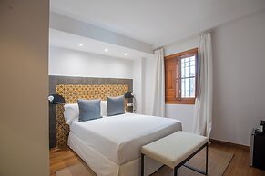 Soho Boutique Atalia