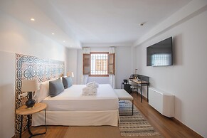 Soho Boutique Atalia