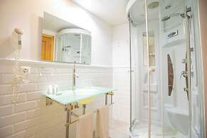 Soho Boutique Atalia