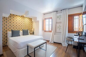 Soho Boutique Atalia