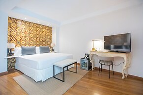 Soho Boutique Atalia