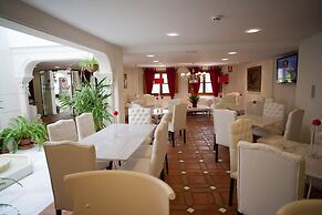 Soho Boutique Atalia