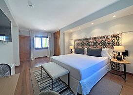 Soho Boutique Atalia