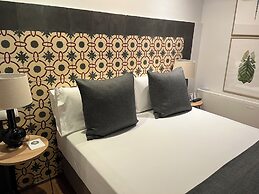 Soho Boutique Atalia