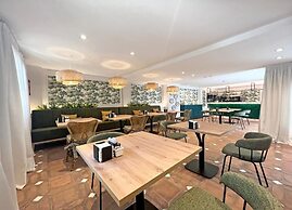 Soho Boutique Atalia