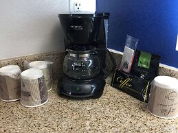 Executive Inn & Suites Joaquin