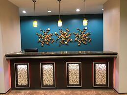 Executive Inn & Suites Joaquin