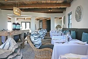 Abalone Hotel & Villas