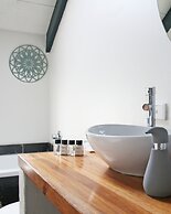 Abalone Hotel & Villas