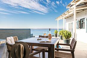 Abalone Hotel & Villas