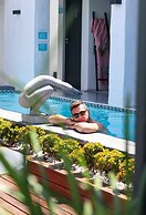 Abalone Hotel & Villas