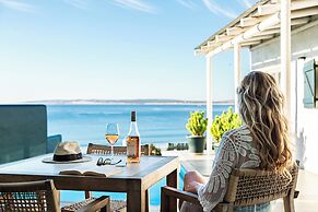 Abalone Hotel & Villas