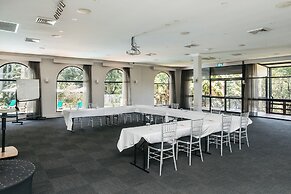 Checkers Resort & Conference Centre