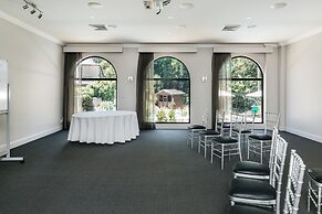 Checkers Resort & Conference Centre