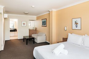 Checkers Resort & Conference Centre