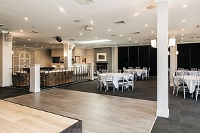 Checkers Resort & Conference Centre